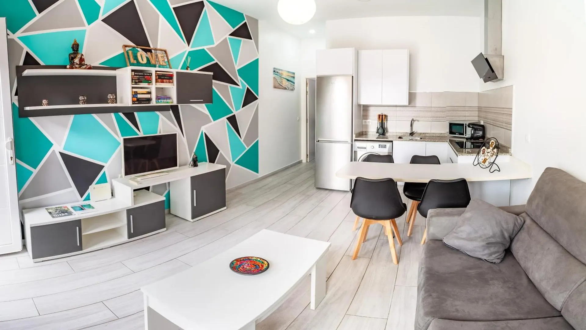 Apartamentos Pajaro Amarillo Y Turquesa Tarifa España