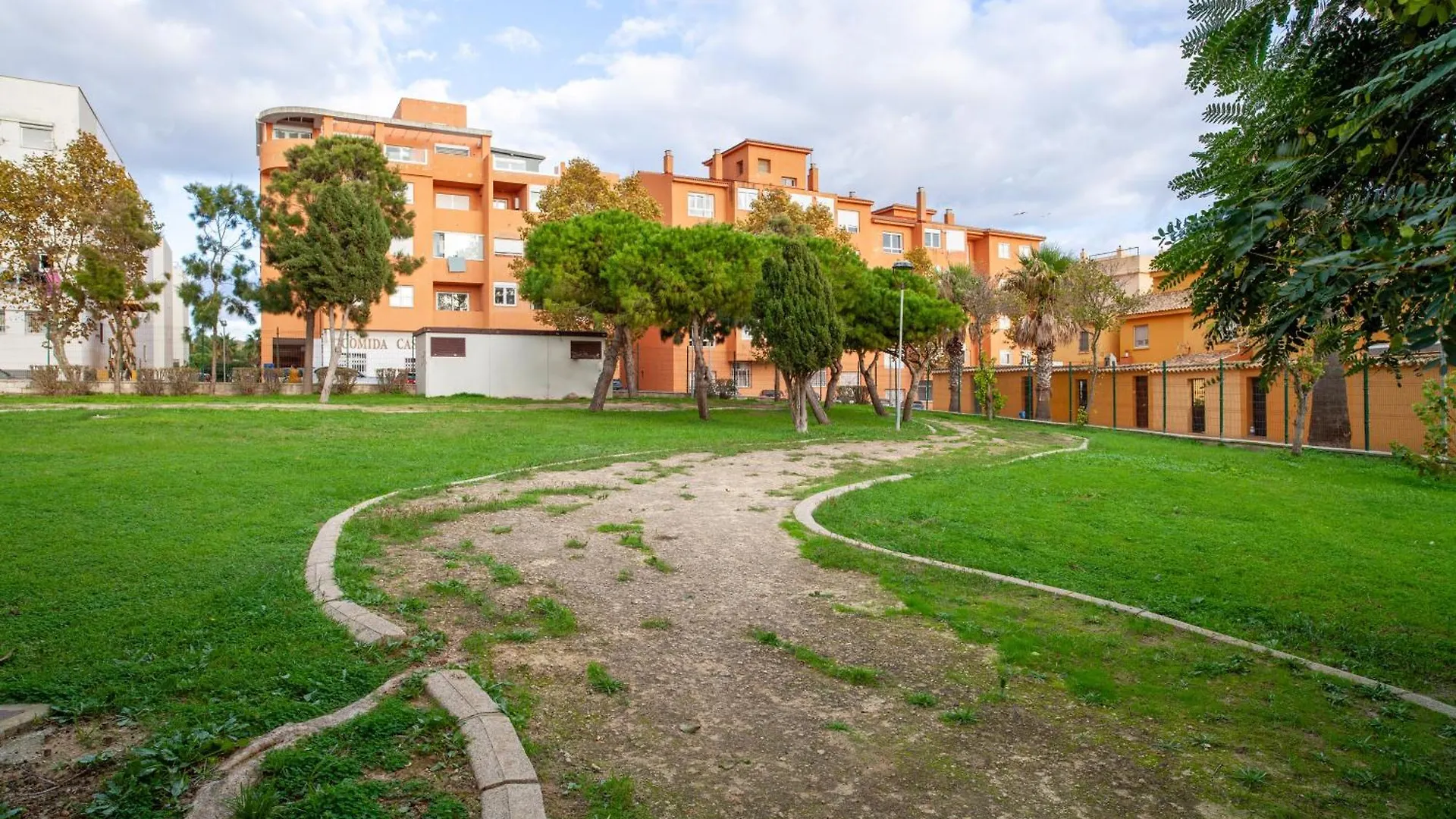 Apartment Apartamentos Pajaro Amarillo Y Turquesa Tarifa
